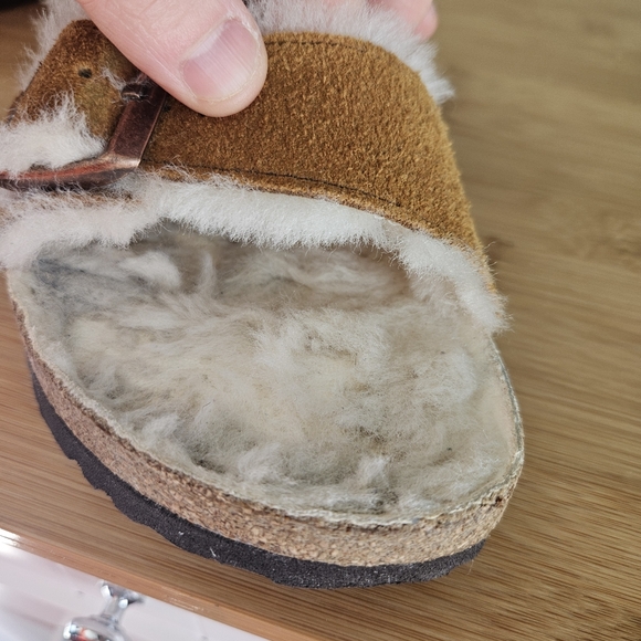 Birkenstock Size 40 - Picture 8 of 11